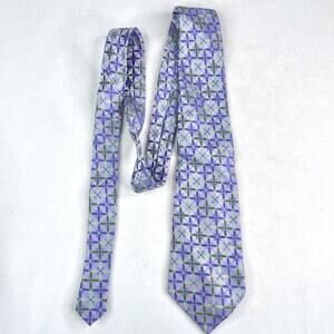Geoffrey Beene Purple All Silk Neck Tie